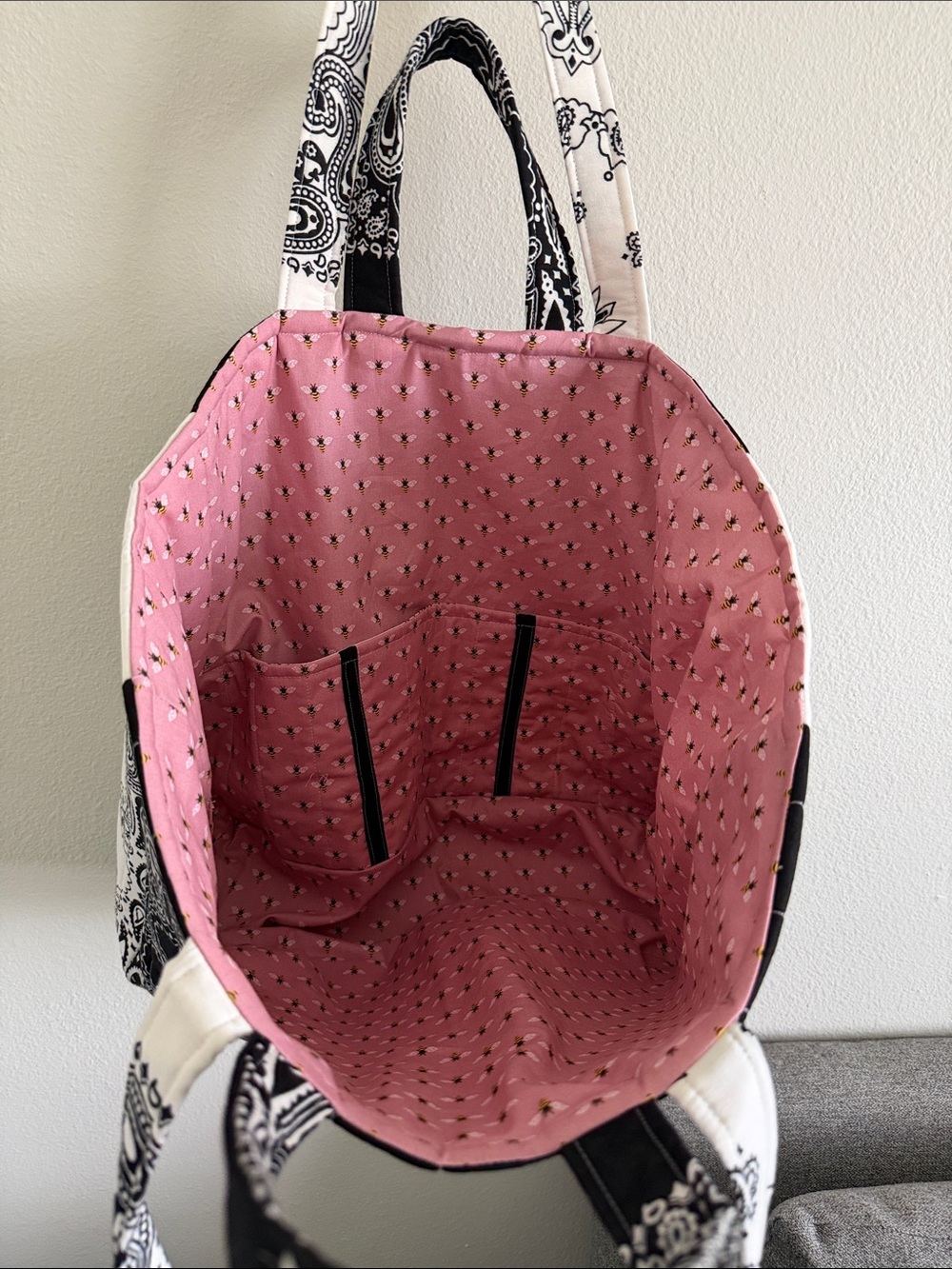 Black & White Quilted Bandana Tote with Pink Embroidery - Picture 3 of 8